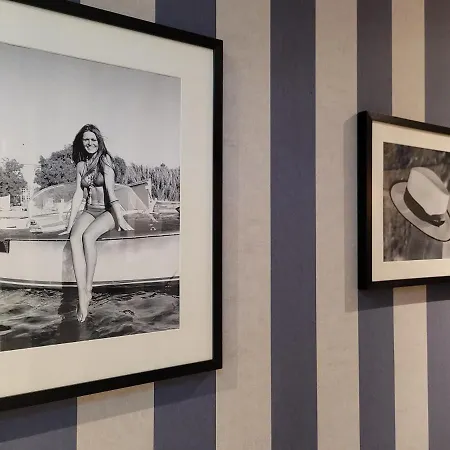 Ξενοδοχείο Seventy Seven