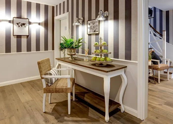 Seventy Seven Timmendorfer Strand